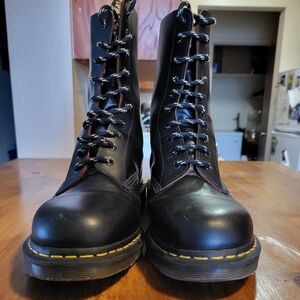 Made In England 1490 Dr Martens Boots